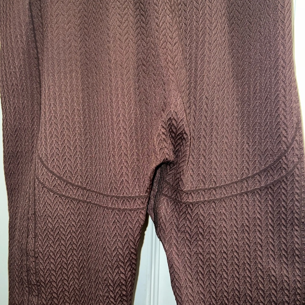 AYBL luxe seamless leggings - Picture 7 of 7